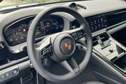 Porsche Panamera 4 E-Hybrid