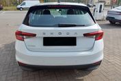 Skoda Fabia Essence 1.0 MPI