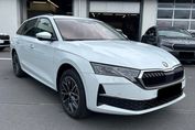 Skoda Octavia Selection 1.5 TSI mHEV DSG
