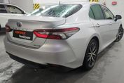 Toyota Camry 2.5 Hybrid