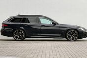 BMW Seria 5 Touring 530d xDrive M Sport