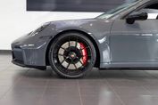 Porsche 911 Carrera 4 GTS