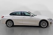BMW Seria 3 318i aut
