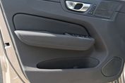 Volvo XC60 B5 B AWD Plus Dark aut