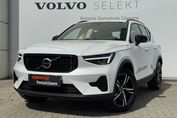 Volvo XC40 B3 Plus Dark