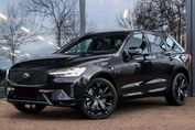 Volvo XC60 B5 AWD Ultra Black Edition