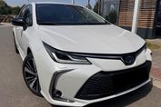 Toyota Corolla Style 1.8 Hybrid