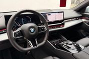 BMW Seria 5 Touring 520i M Sport