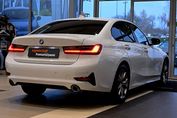 BMW Seria 3 318i Sport Line aut