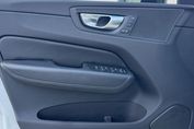 Volvo XC60 B5 B AWD Plus Dark aut