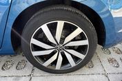 Volkswagen Touran Highline  1.5 TSI EVO DSG
