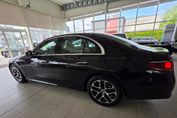 Mercedes Klasa E 200 4-Matic Avantgarde 9G-Tronic