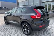 Volvo XC40 B3 Plus Dark