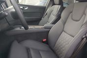 Volvo XC60 B5 B AWD Plus Dark