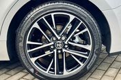 Toyota Camry Executive 2.5 Hybrid Dynamic Force