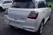 Suzuki Swift 1.2 Dualjet SHVS Premium Plus CVT