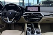 BMW Seria 5 530i xDrive M Sport sport