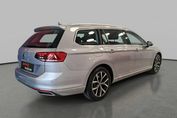 Volkswagen Passat 1.5 TSI EVO Elegance