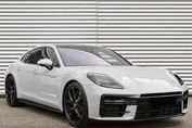 Porsche Panamera 4