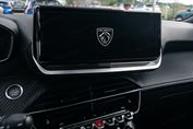 Peugeot 2008 Allure e-DCS 1.2 mHEV