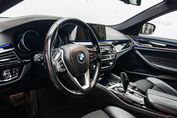 BMW Seria 5 520d xDrive Sport Line