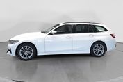BMW Seria 3 Touring 318d Sport Line