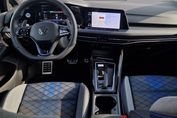Volkswagen Golf VIII 2.0 TSI 4Mot. R DSG