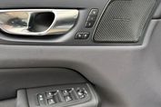 Volvo XC60 T6 Plug-In Hybrid AWD Ultra Dark
