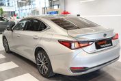 Lexus ES 300h Business Edition