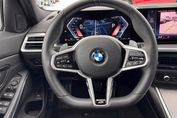 BMW Seria 3 330i xDrive M Sport