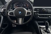 BMW Seria 5 Touring 520d xDrive M Sport