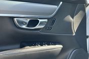 Volvo S90 D4 R-Design