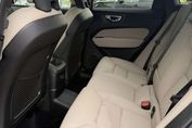 Volvo XC60 B5 AWD Plus Dark