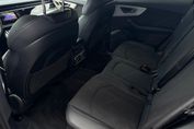 Audi Q8 55 TFSI quattro S Line