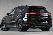 Porsche Cayenne Black Edition