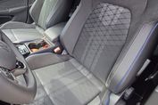 Volkswagen Golf R-Line Plus 1.5 eTSI mHEV