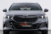 BMW Seria 5 Touring 520d xDrive M Sport
