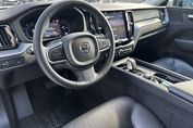 Volvo XC60 B4 B Momentum Pro