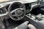 Volvo XC60 B4 B Plus Dark