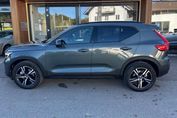 Volvo XC40 B3 Plus Dark
