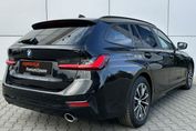 BMW Seria 3 Touring 320d Advantage