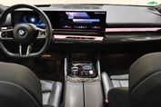 BMW Seria 5 Touring 540d xDrive M Sport