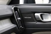 Volvo XC40 B4 Ultra Dark