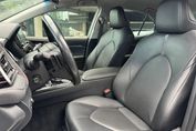 Toyota Camry 2.5 Hybrid Executive CVT