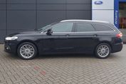 Ford Mondeo 2.0 Hybrid Titanium