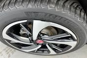 DS DS7 Performance Line 1.6 E-Tense Hybrid AT