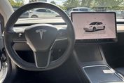 Tesla Model 3 Standard Range Plus