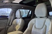 Volvo V60 T6 AWD Plug-In Hybrid Ultra Dark