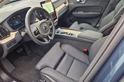 Volvo XC60 B5 B AWD Plus Dark