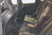 Volvo XC60 B5 B AWD Plus Dark